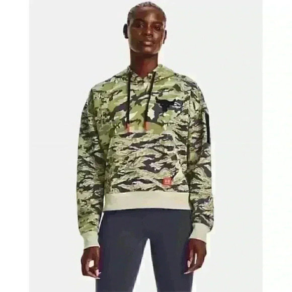 NEW! Under Armour Women's XL Project Rock Veterans Day Fleece Hoodie NWT $100 - Picture 1 of 6